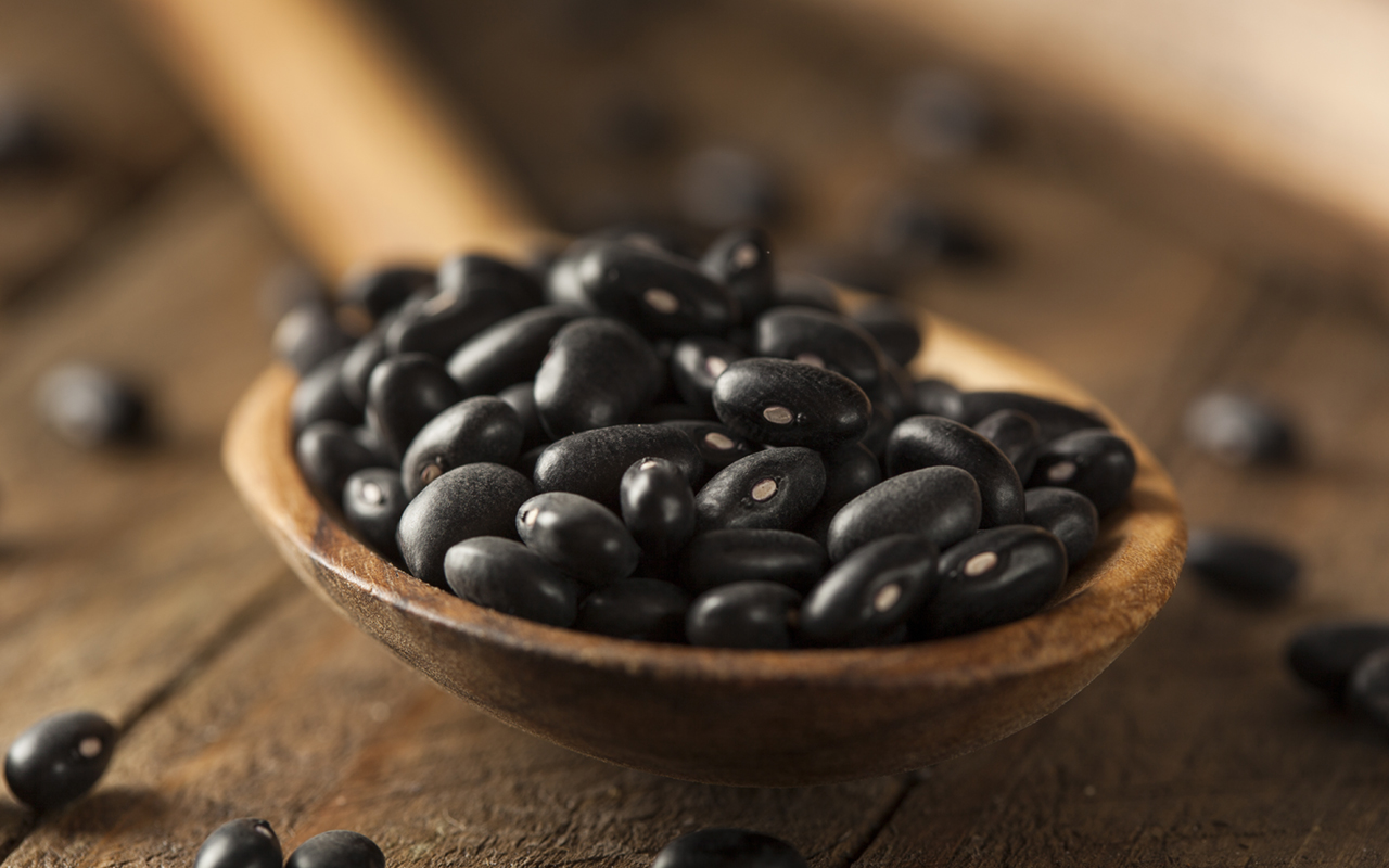 15 Good Carbs That Can Help Burn Fat and Reveal Your Six Pack