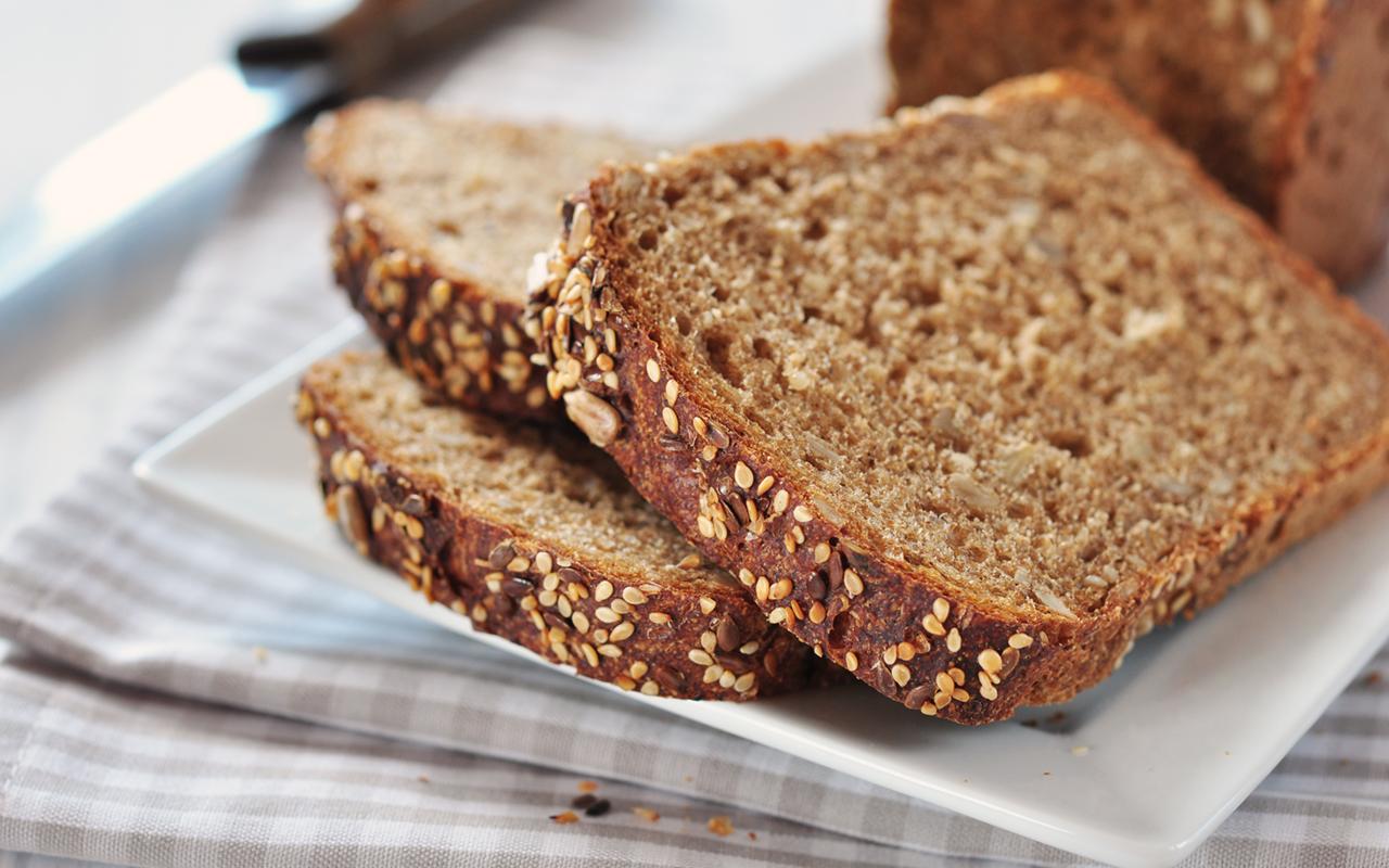 15 Good Carbs That Can Help Burn Fat and Reveal Your Six Pack
